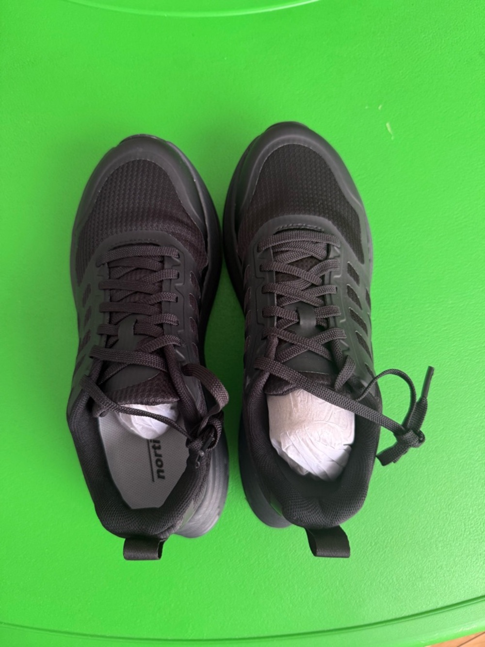 *NEW IN BOX** Nortiv8 Women’s Athletic Walking Sneakers - Black - Picture 3 of 10